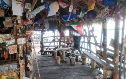Pelican Bar